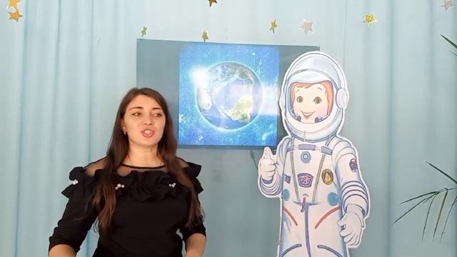 Челлендж «Космические строки». Читает Ирина Камынина