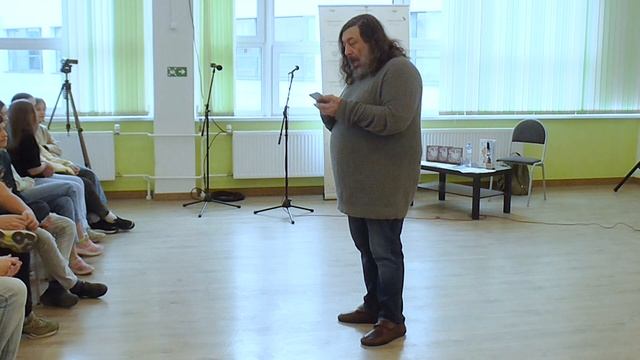 Встреча с русский поэтом, прозаиком, составителем антологий Германом Лукомниковым смотреть онлайн