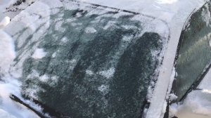 Как быстро убрать наледь на стекле авто. ЛайфХак!