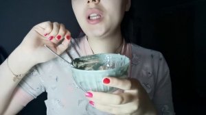 ASMR/MUKBANG/Паста ложкой из Кембрийской и Астаны идеал