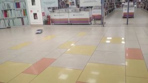 Дрифт на RC машинке в Торговом Центре