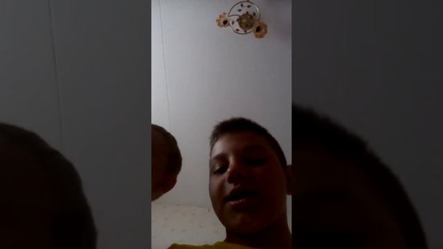 Брат сломал руку и ногу смотреть онлайн