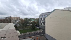 Квартира с балконом в высотке на Котельнической набережной. Аренда