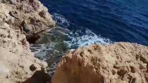 Египет. Танк на берегу моря в Шарме.