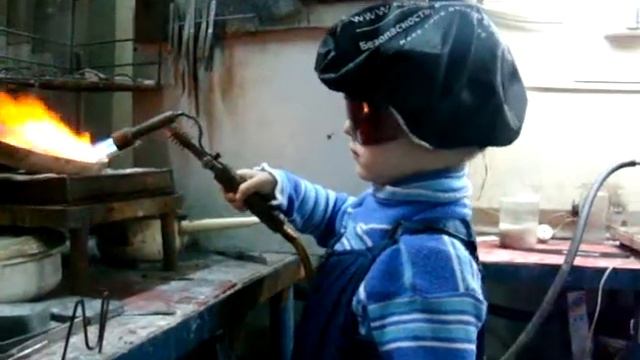 Не боги горшки обжигают...... смотреть онлайн