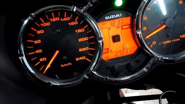 Suzuki DL 1000 V-Strom (7904) смотреть онлайн