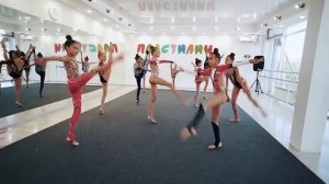 ХУДОЖЕСТВЕННАЯ ГИМНАСТИКА