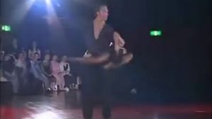 Профессиональное выступление - бальные танцы