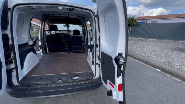 Mercedes Citan смотреть онлайн