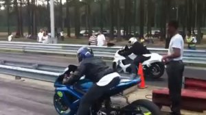 Gsxr 750 vs hayabusa