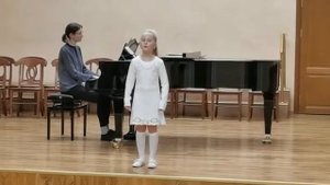 Мы живём в гостях у лета. Птичкин. Пляцковский. исполняет Маруся Сидоровская