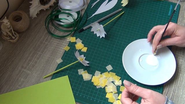 Подарок маме своими руками. Подарунок мамі своїми руками. DIY gift for mom. смотреть онлайн