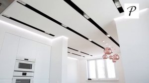 Стильный дизайн кухня-гостиная. Современное освещение и потолок