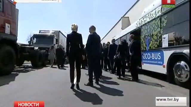 Кубинская делегация посетила Минский автомобильный завод