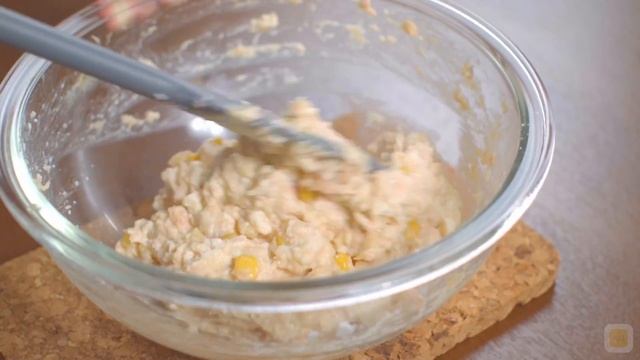 Mix eggs, tuna and tofu to transform into a nugget! [How to egg recipes] смотреть онлайн
