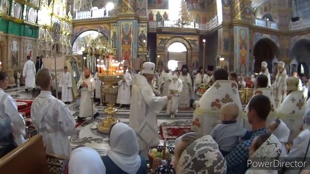 Преображение Господне 2021.Где Европа ,а где Почаев ?? смотреть онлайн