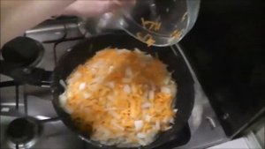 Рыба тушеная с овощами в майонезно-сливочной заливке