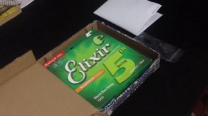 Обзор струн для бас-гитары Elixir - посылка от музыкального магазина Strunki.ru