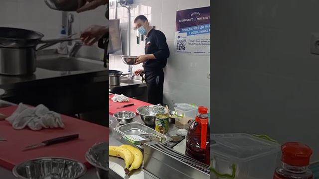Готовим лапшу удон .Азиатское блюдо #азия#удон с курицей и овощами