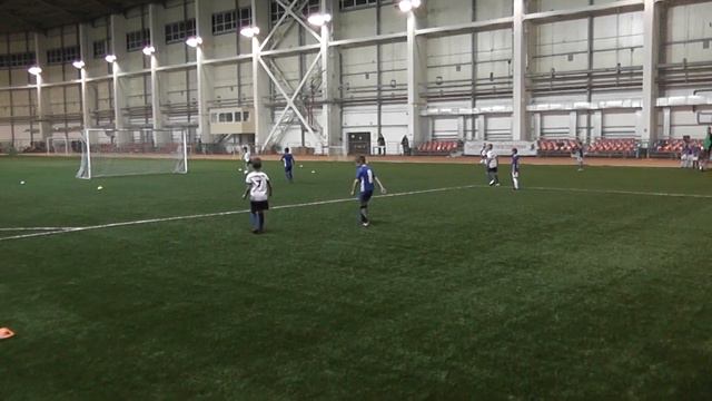 Футбол. Игра ЮНИТ - КАИ Олимп. 1-й тайм. смотреть онлайн