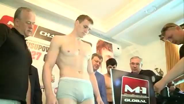 Оренбург встречает спортсменов M-1 Challenge 66 смотреть онлайн