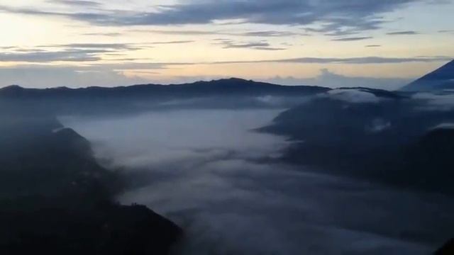 Bromo Tengger Semeru National Park trip - OJTers Surabaya 11 Desember 2016 смотреть онлайн