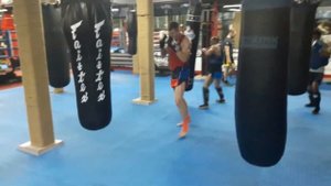 Muay Thai. Работа руками на мешке