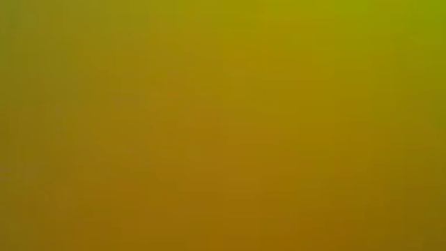 Обрезаем газон ножницами смотреть онлайн