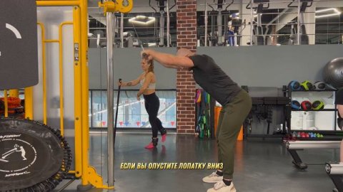 Изолированное упражнение на широчайшую - пуловер