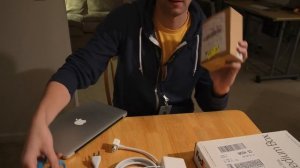 Macbook Air, Thunderbolt Cable, SENA Folio Case Unboxing