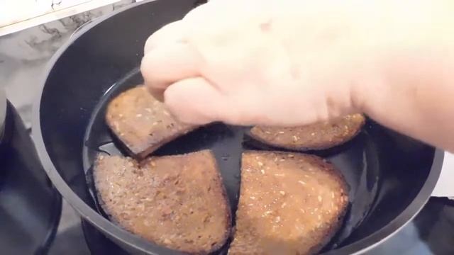 Закусочные бутерброды со шпротами из 90-х