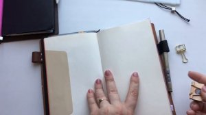 ТОП 5 MUSTHAVE СТАРТОВЫХ АКСЕССУАРОВ В ЕЖЕДНЕВНИК ТИПА МИДОРИ TRAVELERS NOTEBOOK