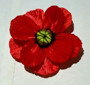 Красивый цветок /Мак из атласных лет //Техника Горячие гофрирование //Мастер класс