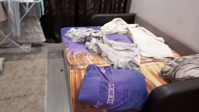 Загляни под кровать перед сном. Этой ночью будет СТРАШНО... Страшилка на ночь, папу тресет смотреть онлайн