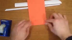 Как сделать меч  из бумаги (видео моего брата)