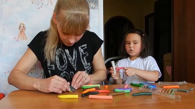 ЛЕПИМ ИЗ ПЛАСТИЛИНА/ПЛАСТИЛИНОВЫЙ КОТ/РАЗВИВАЮЩИЕ ИГРЫ ДЛЯ ДЕТЕЙ/sculpt from clay смотреть онлайн