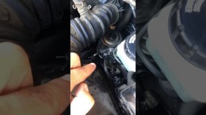 Changing fuel filter Toyota D4D diesel