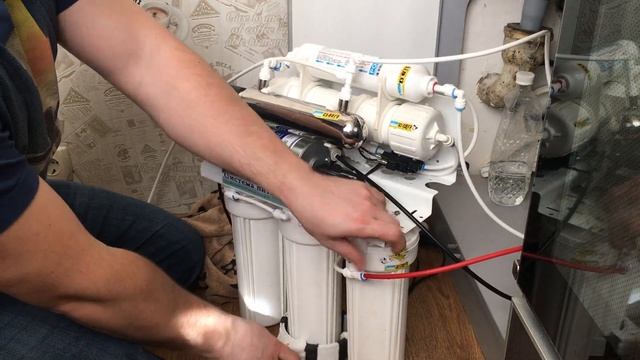 Замена картриджей в фильтре обратного осмоса