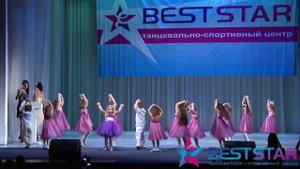 Дети танцуют. Танец про маму. Best Star-школа танцев с 3-х лет, Ростов