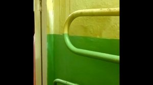 Ночью в квартире прорвало трубы.