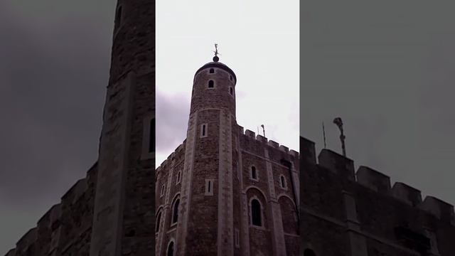 Tower of London, waiting to see the Crown Jewels