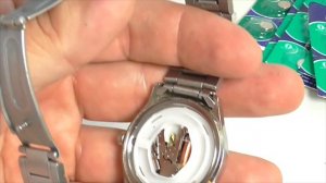 Как поменять батарейку в часах Casio (механизм Miyota)