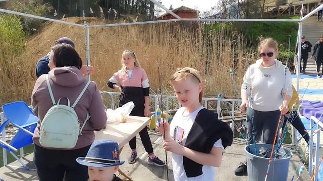 Рыбалка на озере (водохранилище) Караджаорен (Karacaören Baraji), пещера Караташ (Karatas mağarası) смотреть онлайн