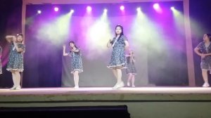 Классно танцуют Китаянки!