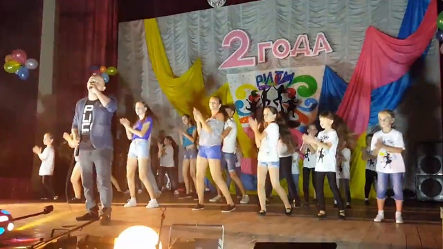 РИТМ РИТМИКИ! Выступление ОЛЕГА ЦЫБУЛЬСКОГО с песней- ЛЕТО, МОРЕ, ЖАРА!