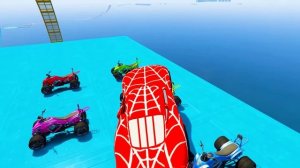 الأبطال الخارقين على دراجة نارية - Superheroes on a motorcycle ride on the Spider Mcqueen bridge