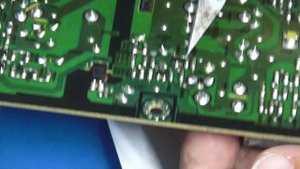 Плазма Samsung PS43F4000AW не включается / BN44-00597A