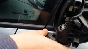 Opel Corsa D   (2006–2014)  How to Replace a Car Door Mirror