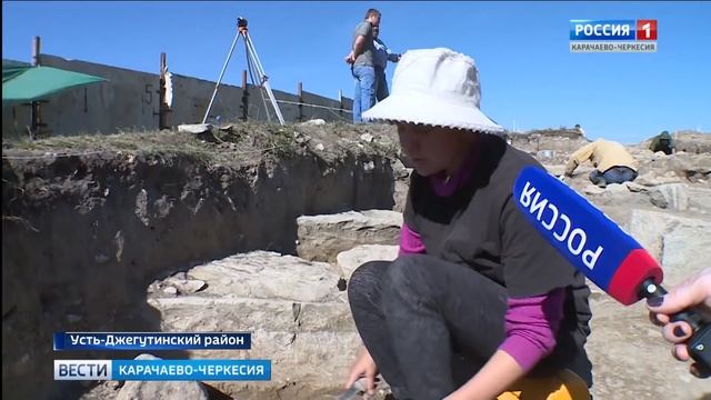 В станице Красногорской в ходе дорожных работ обнаружены древнее поселение и грунтовые захоронения