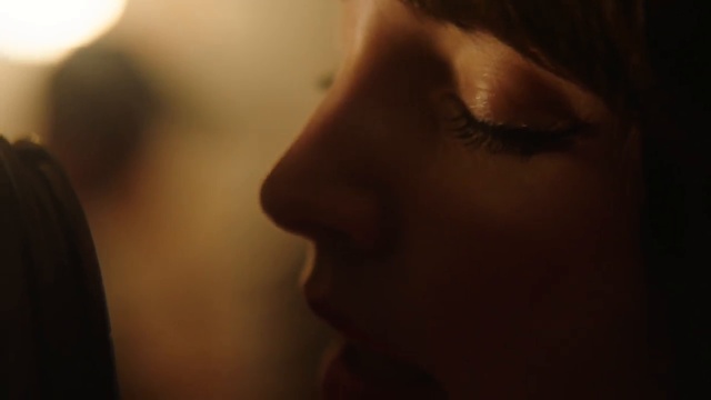 CHVRCHES - 'Down Side Of Me (Live)' - 7-Inches For Planned Parenthood Director: #KristenStewart.